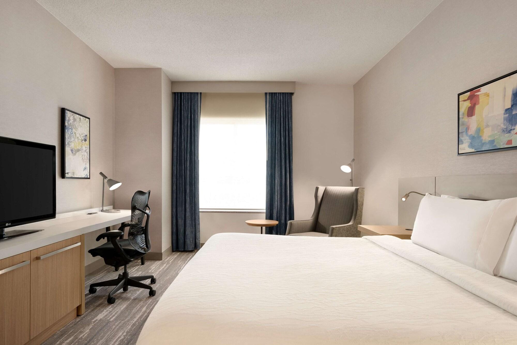 Hilton Garden Inn Тайсонс Экстерьер фото